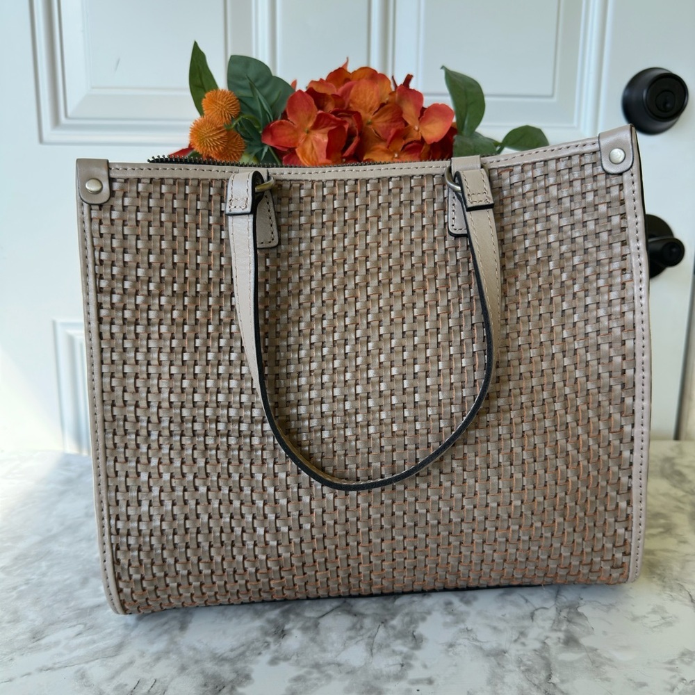 Patricia Nash Leather Ava Medium Tote (MISSING CROSSBODY STRAP)